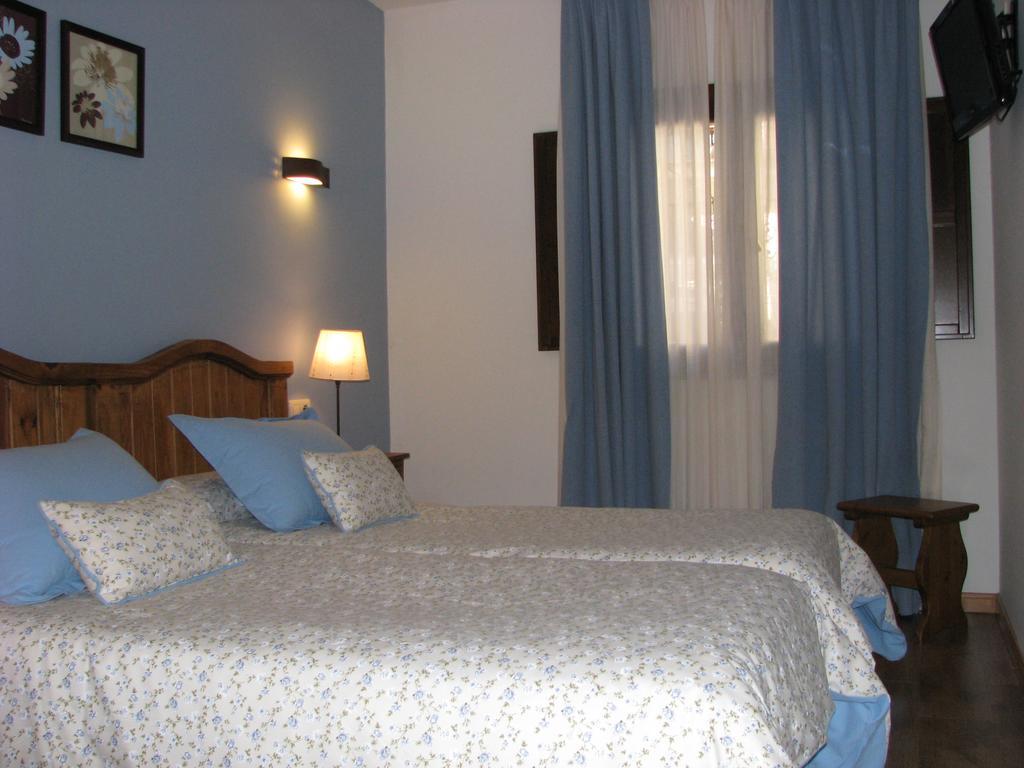 Aparthotel Sarrato サジェント・デ・ガジェゴ エクステリア 写真