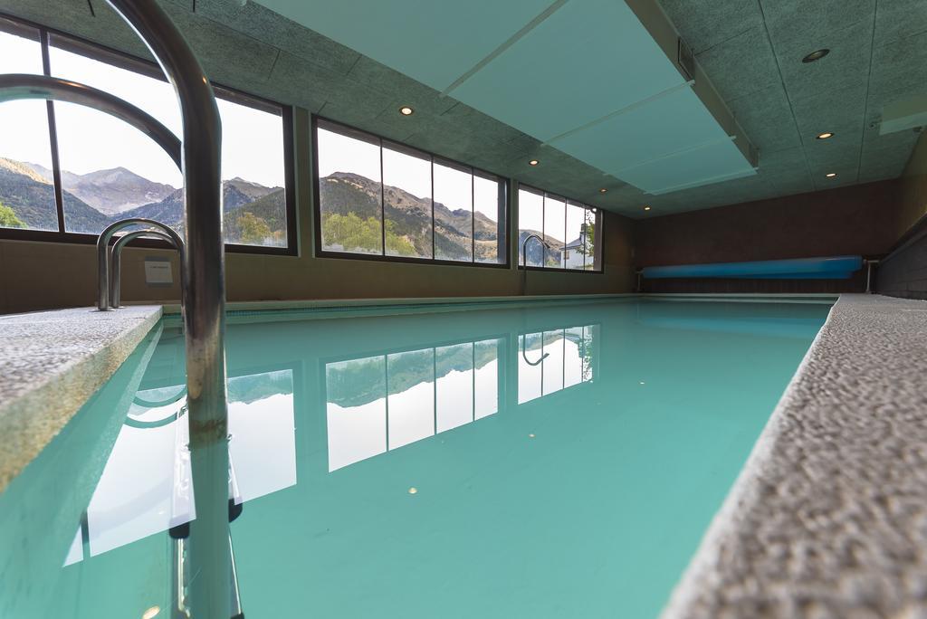 Aparthotel Sarrato サジェント・デ・ガジェゴ エクステリア 写真